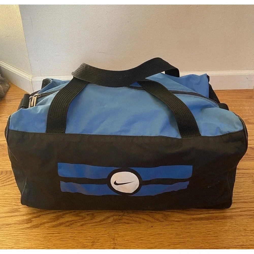 80s 90s Vintage Nike Swoosh Logo Blue Nylon Duffle Gym‎ Bag Tote Color Tag 18